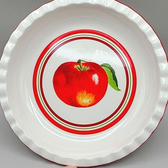 Bella Bug Ceramic Apple Pie Decorated Pie Plate - Picture 6 of 7